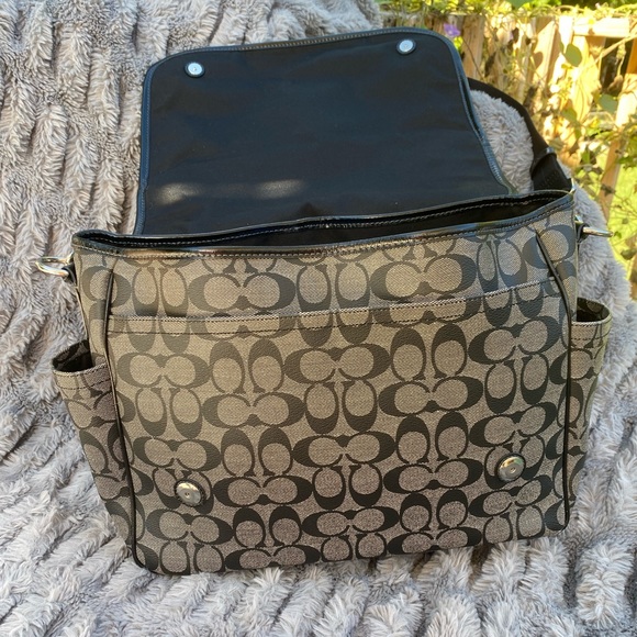 Coach Bag - Picture 6 of 7